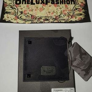 Valentino Rockstud Wallet